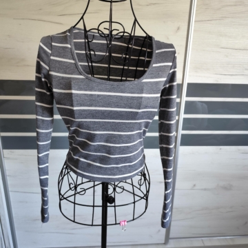 XS (34) - Szürke csíkos hosszú ujjú felső/crop-top