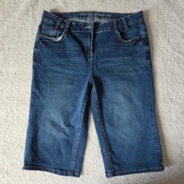 M (40) – Kék rövidnadrág
