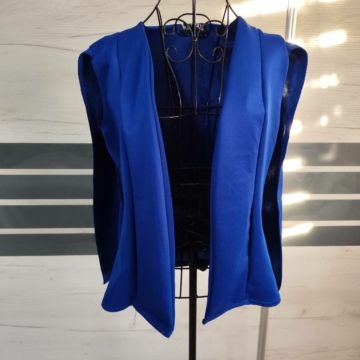 M/L (38/42) – Kék mellény