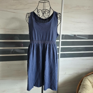 M/L  - Ujjatlan nyári ruha