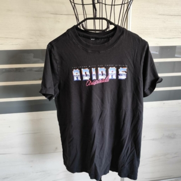 M (48) – Fekete Adidas póló