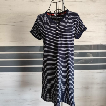 M/L (38/42) – Tengerészkék csíkos ruha