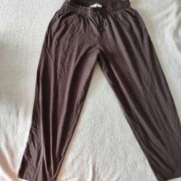 L (44) – Barna Primark nadrág