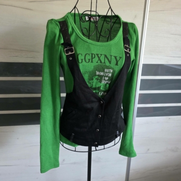 M/L (38/42) - Zöld hosszú ujjú felső mellénnyel (esztétikai hibás)