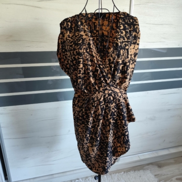 Mintás wrap ruha