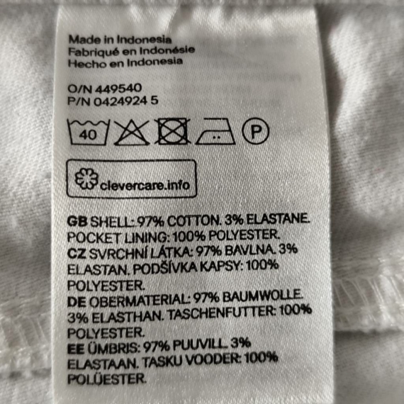 XS (34) – Fehér rövidnadrág