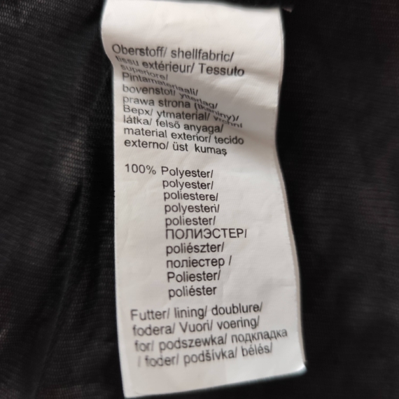 Átlátszó hosszú ujjú ruha