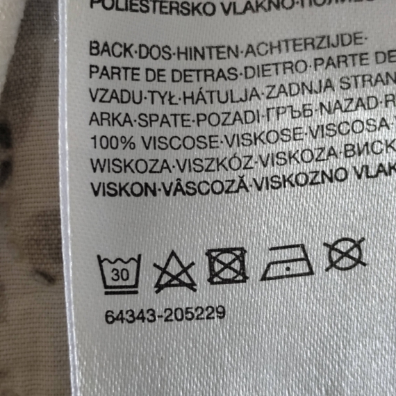 S – Fehér mintás rövid ujjú felső