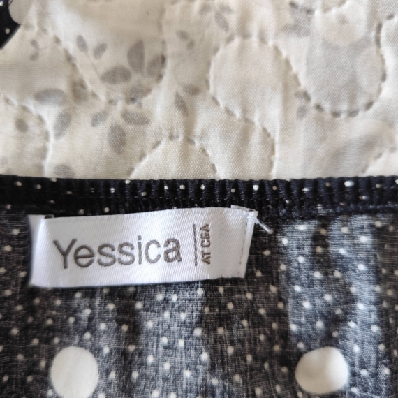 L – Fekete pöttyös nyári ruha
