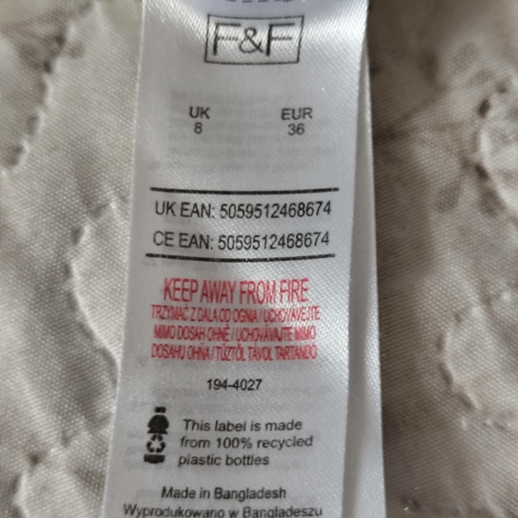 S – Fehér szív mintás pulóver