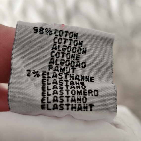 L – Fehér hímzett háromnegyedes nadrág