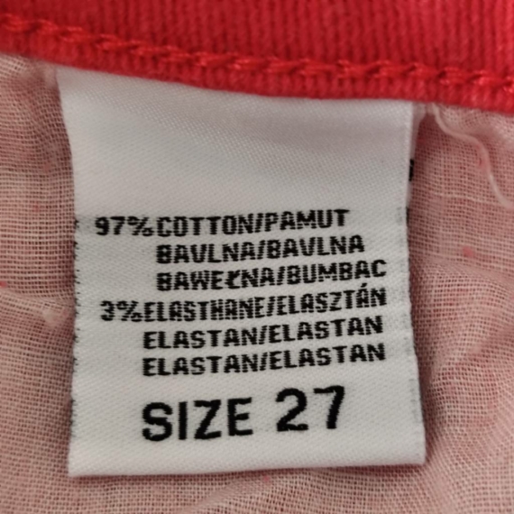 XS (34) – Piros rövidnadrág