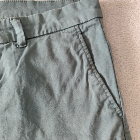 M (48) – Zöld Rövidnadrág