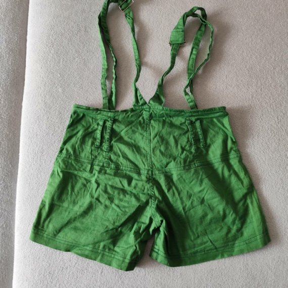 S (36) – Zöld rövidnadrág