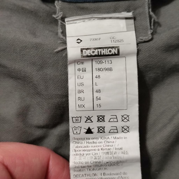 M (48) – Kék mintás rövidnadrág