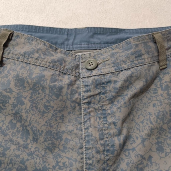 M (48) – Kék mintás rövidnadrág