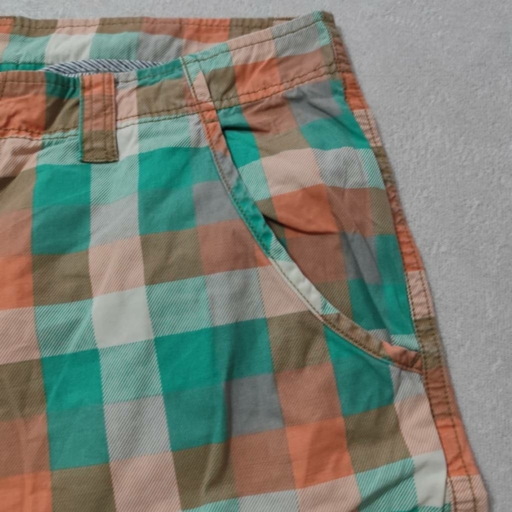 M (48) – Többszínű cargo rövidnadrág