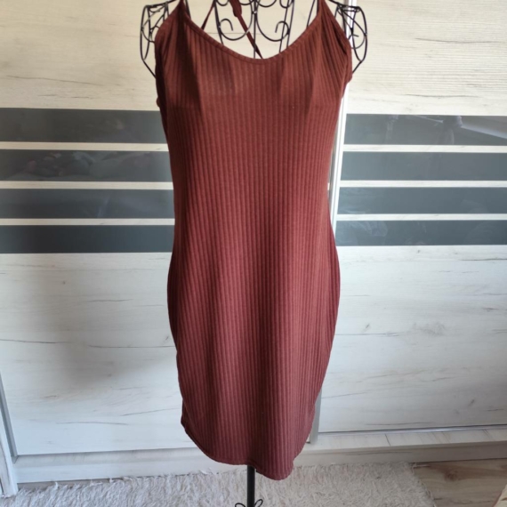 XL (46) – Barna ruhatípus
