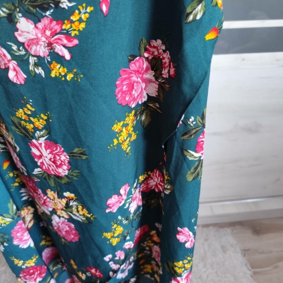 XL (46) – Többszínű virágos ruha