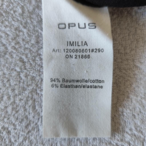 L/XL (44/46) – Fekete trikófelső