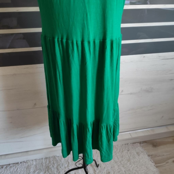 L (44) – Zöld ruhatípus