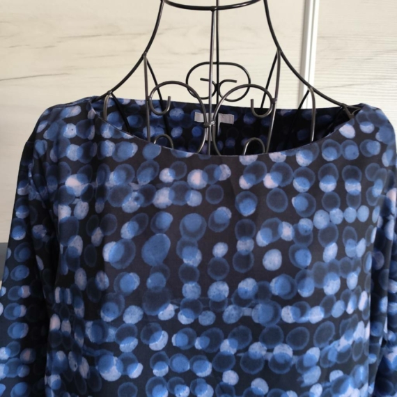 XL (46) – Kék mintás ruha