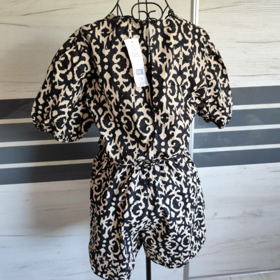 M (40) – Fekete mintás overall