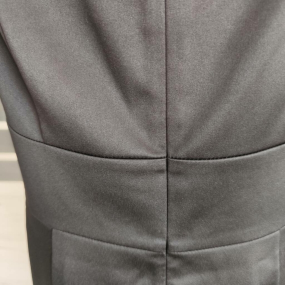 L/XL (44/46) – Fekete alkalmi ruha