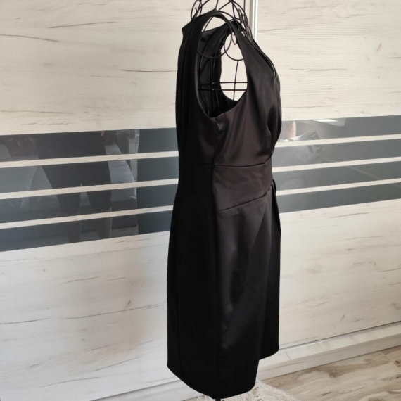 L/XL (44/46) – Fekete alkalmi ruha
