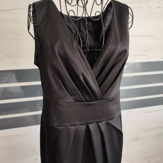 L/XL (44/46) – Fekete alkalmi ruha