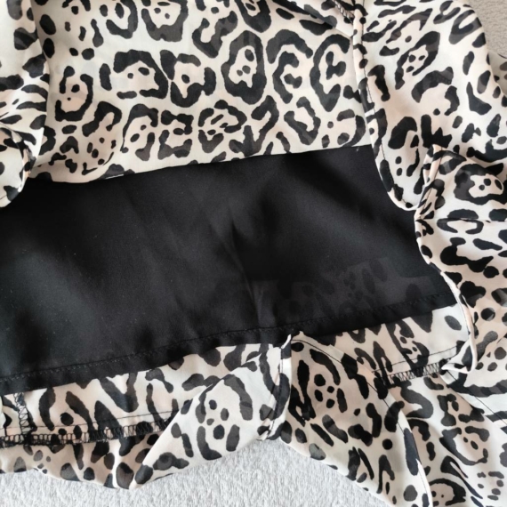 L (42) – Többszínű mintás ruha