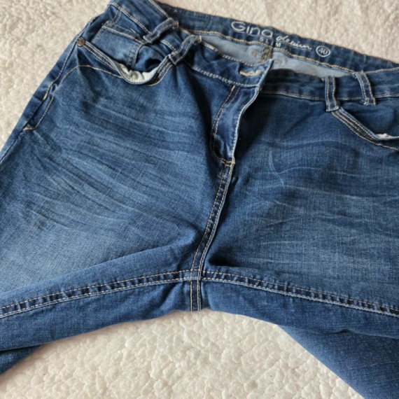 M (40) – Kék rövidnadrág