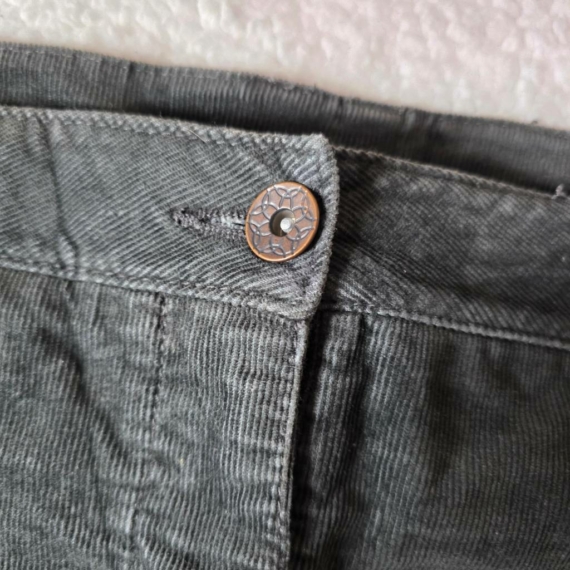 L/XL (44/46) – Szürke szoknya