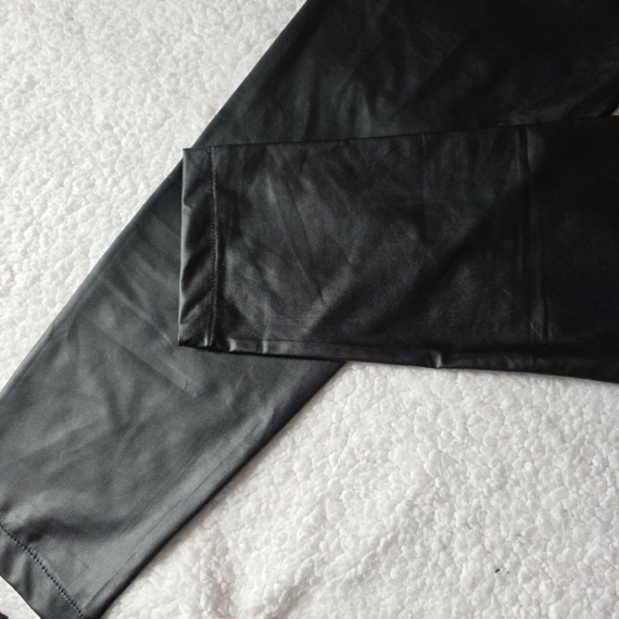 L/XL (44/46) – Fekete nadrág