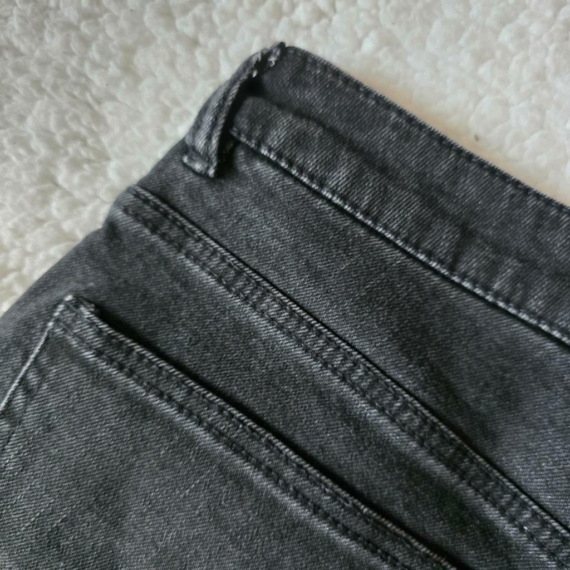 XS (34) – Fekete rövidnadrág