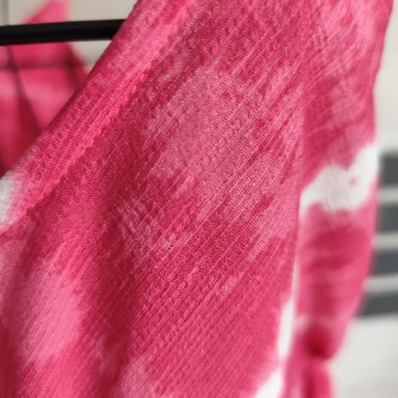 S (36) – Rózsaszín mintás ruha