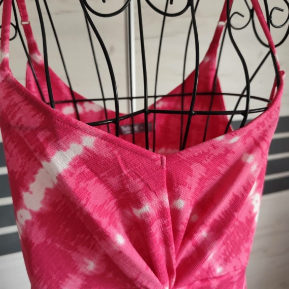 S (36) – Rózsaszín mintás ruha