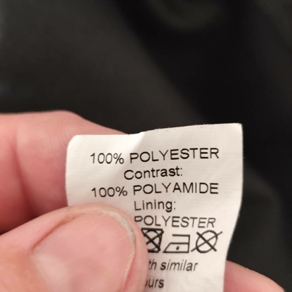 M (40) – Fekete csipkés ruha