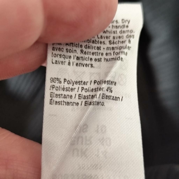 M (40) – Fekete kötött ruha