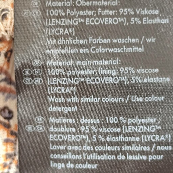 M (38) – Többszínű mintás ruha