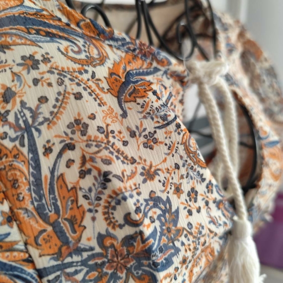 M (38) – Többszínű mintás ruha