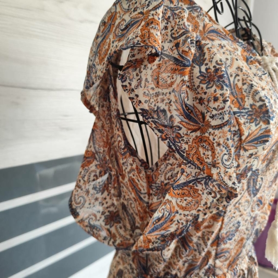 M (38) – Többszínű mintás ruha