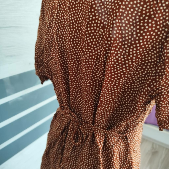 M (40) – Barna mintás ruha