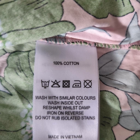 S (36) – Többszínű mintás blúz