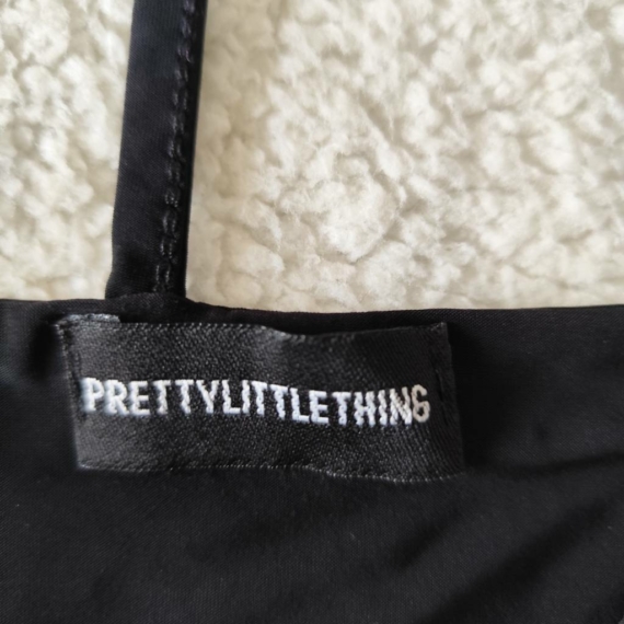 S (36) – Fekete trikófelső