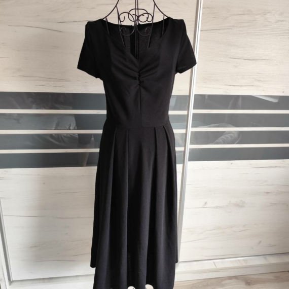 XS (34) – Fekete elegáns ruha