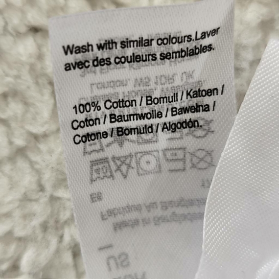 M (48) – Fehér ing