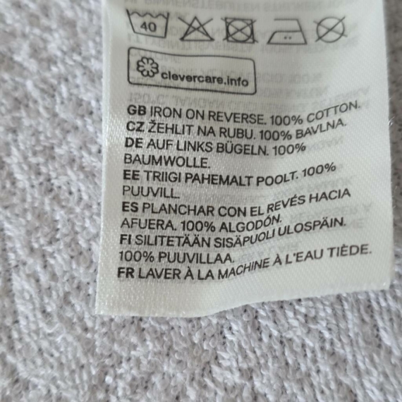 M (40) – Fehér rövid ujjú felső