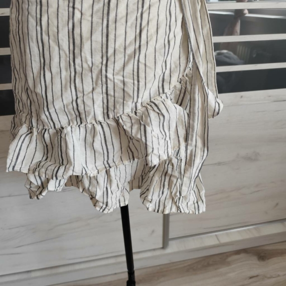 M/L (38/42) – Fehér csíkos szoknya