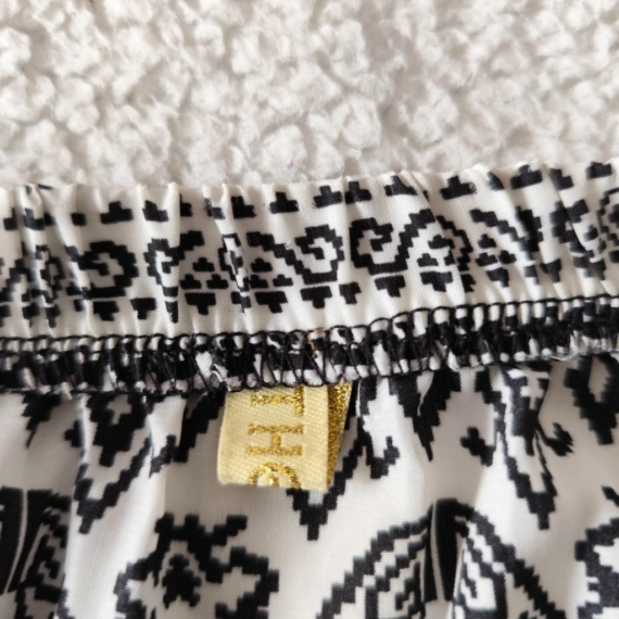 M/L (38/42) – Fekete mintás nadrág